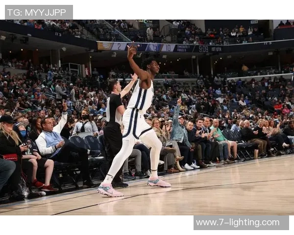 莫兰特复出首战狂砍38分灰熊球迷齐声呼喊MVP荣耀时刻